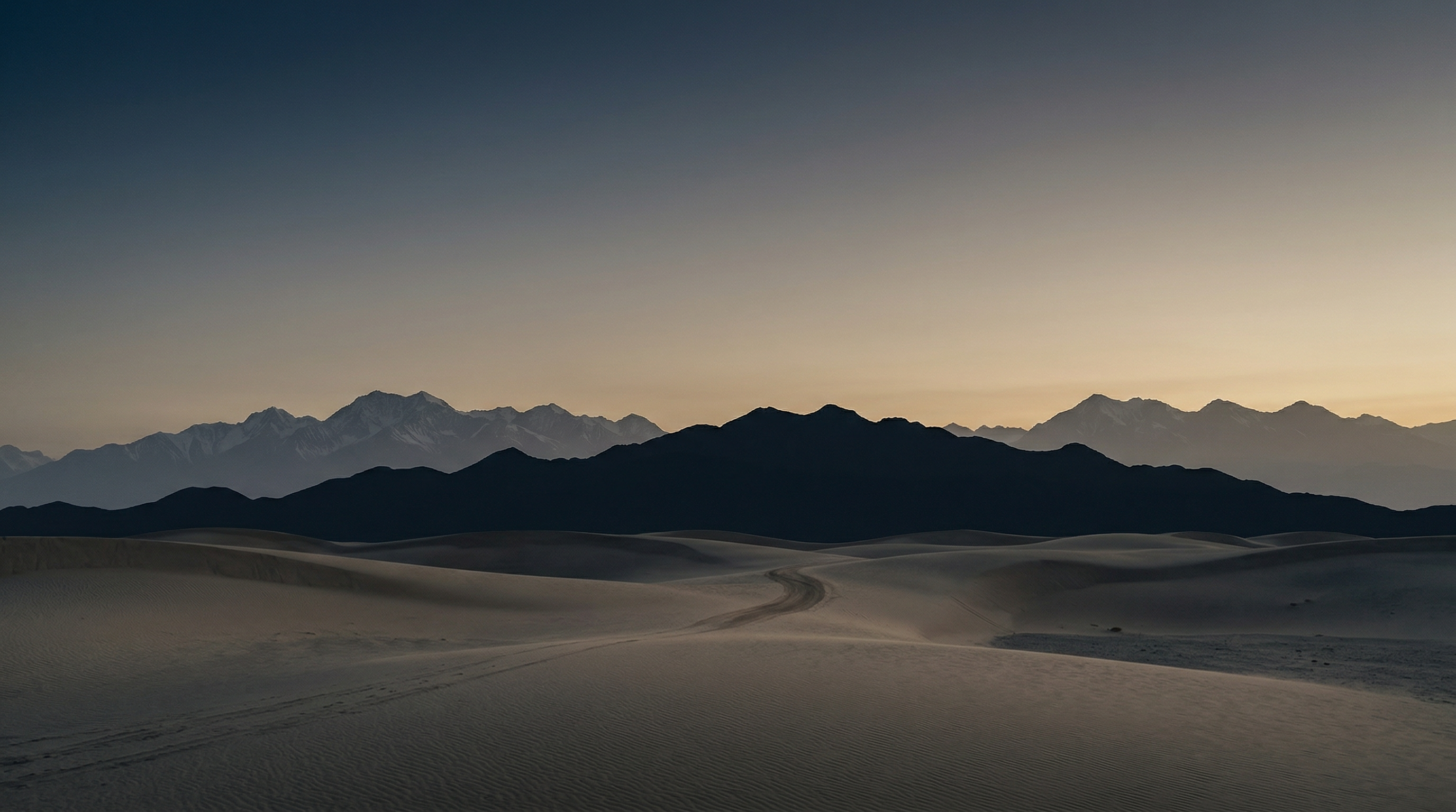 实验室联系与信任收束背景图